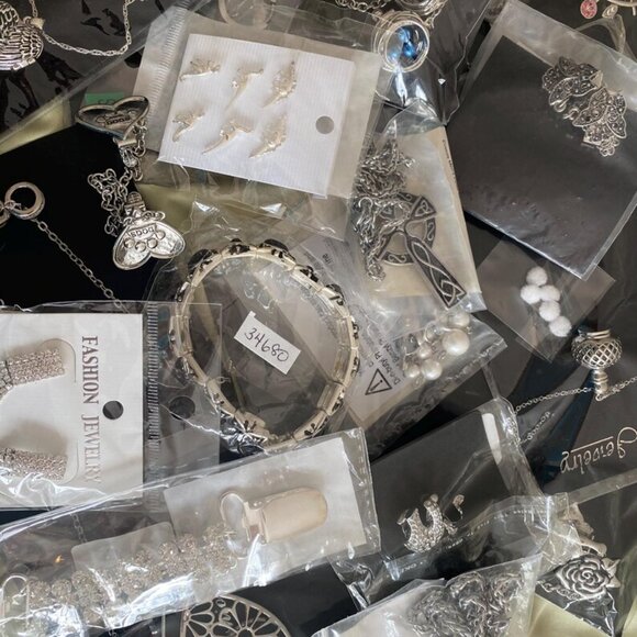 Mystery Jewelry Bag (3 Items) Surprise Grab Bags Gifts - Picture 8 of 8